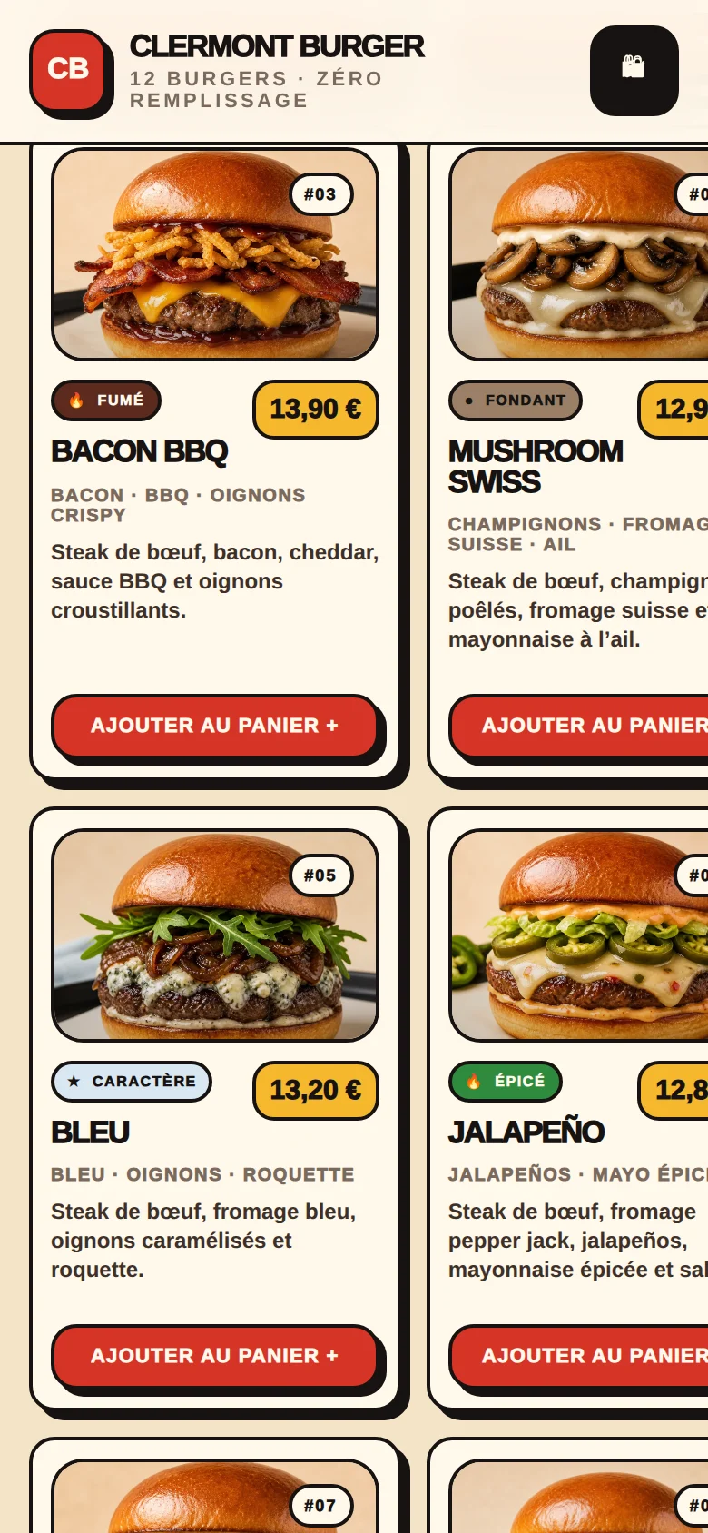 Navigation mobile dans la carte du restaurant avec produits visibles.